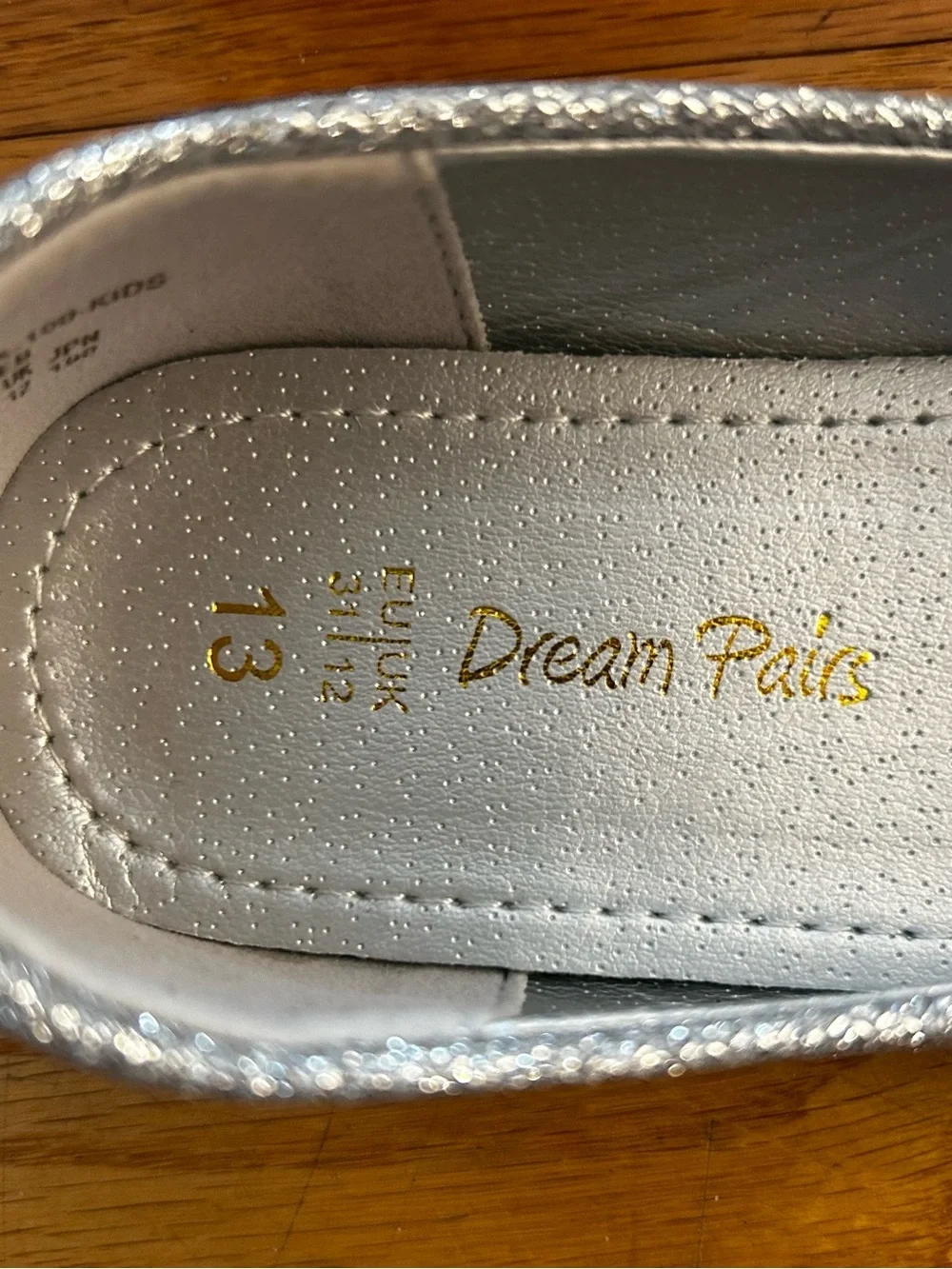 NIB DREAM PAIRS Girls Silver Glitter Pearl Mary Jane Flats